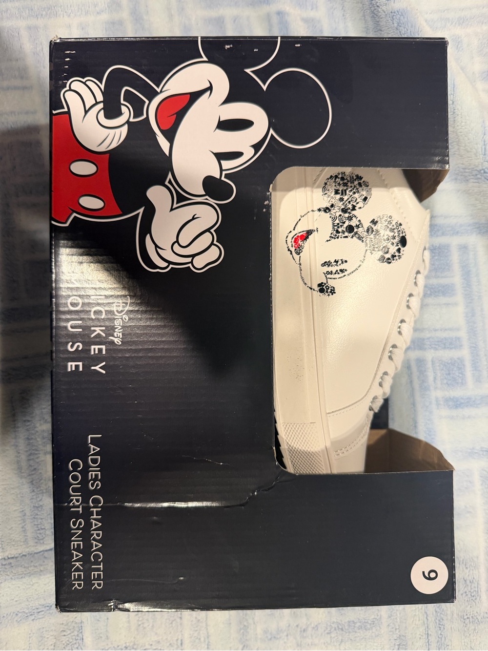 Mickey Mouse Shoes - sz 9 - Picture 4 of 4